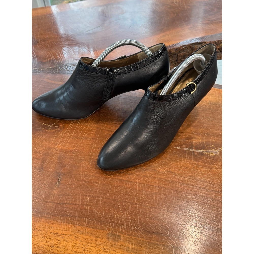 Circa Joan & David Luxe Black Leather Pointed Toe Heeled‎ Booties Women's 7.5